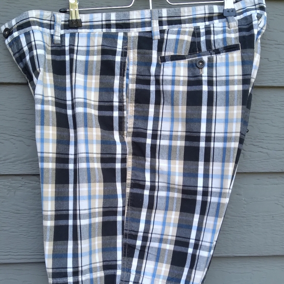 Chaps size 36 aid shorts - Picture 2 of 9